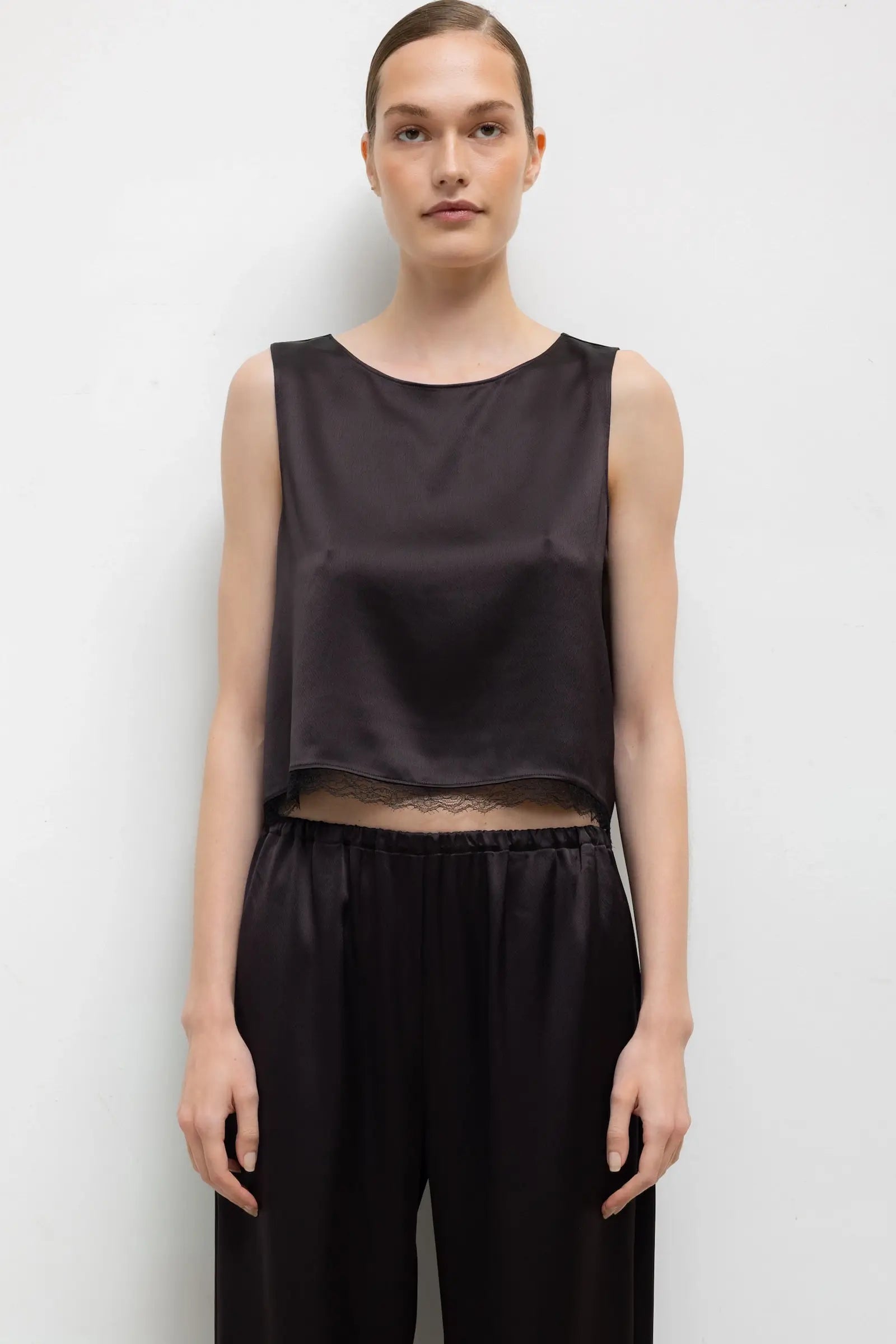 Barb Lace Crop Sleeveless Crew