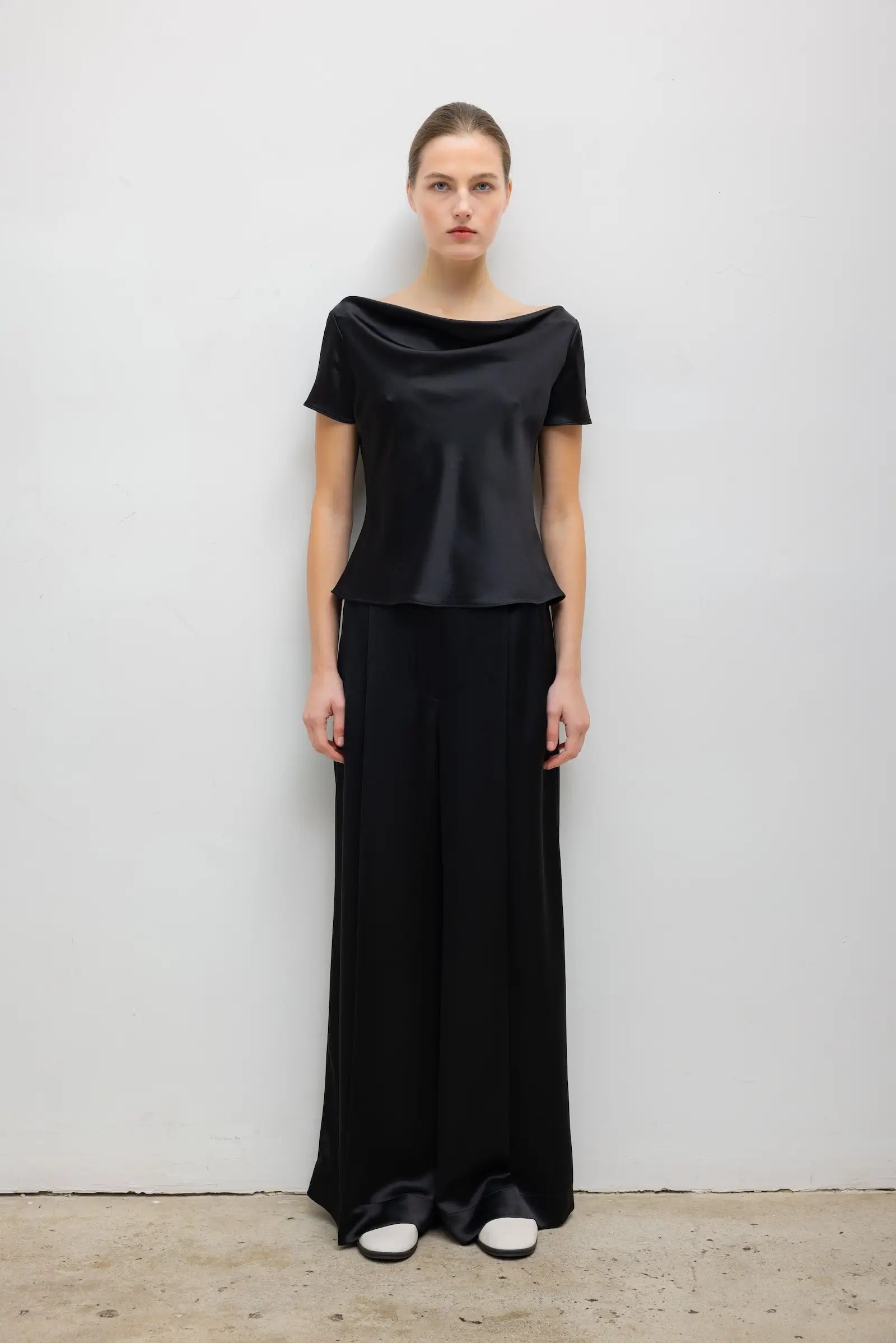 Barb Pleated Trouser