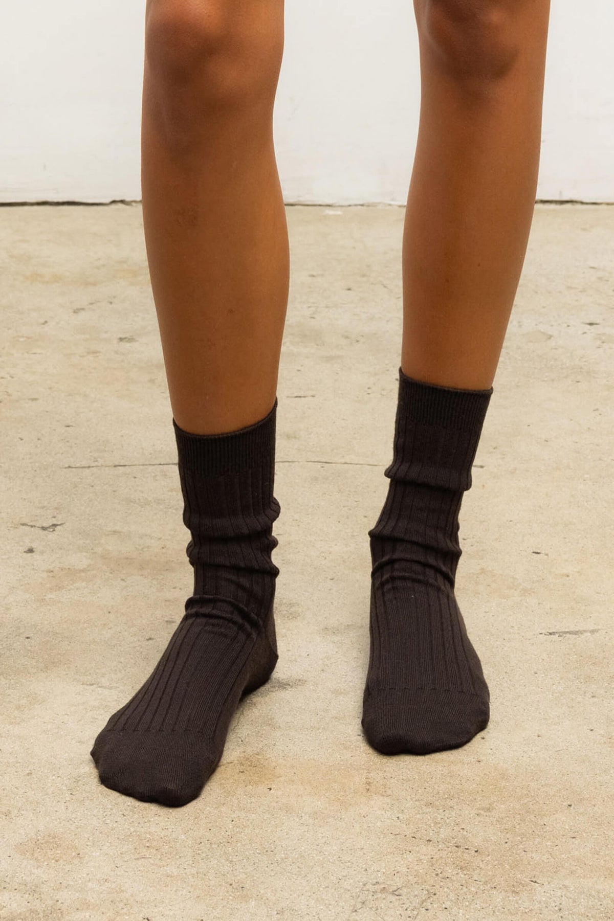 James Rib Socks - Chocolate - Image 4