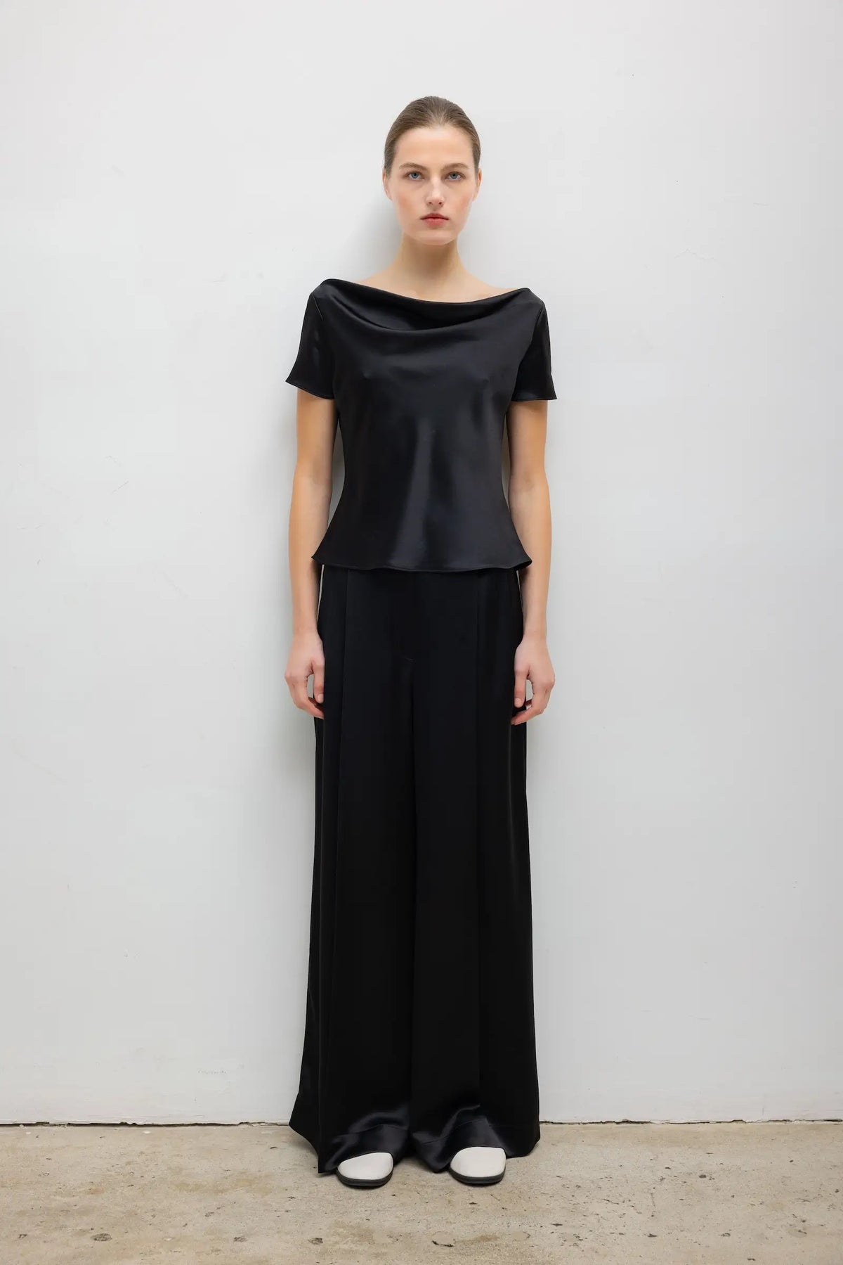 Barb Draped Neck Cap Sleeve - Black - Image 3