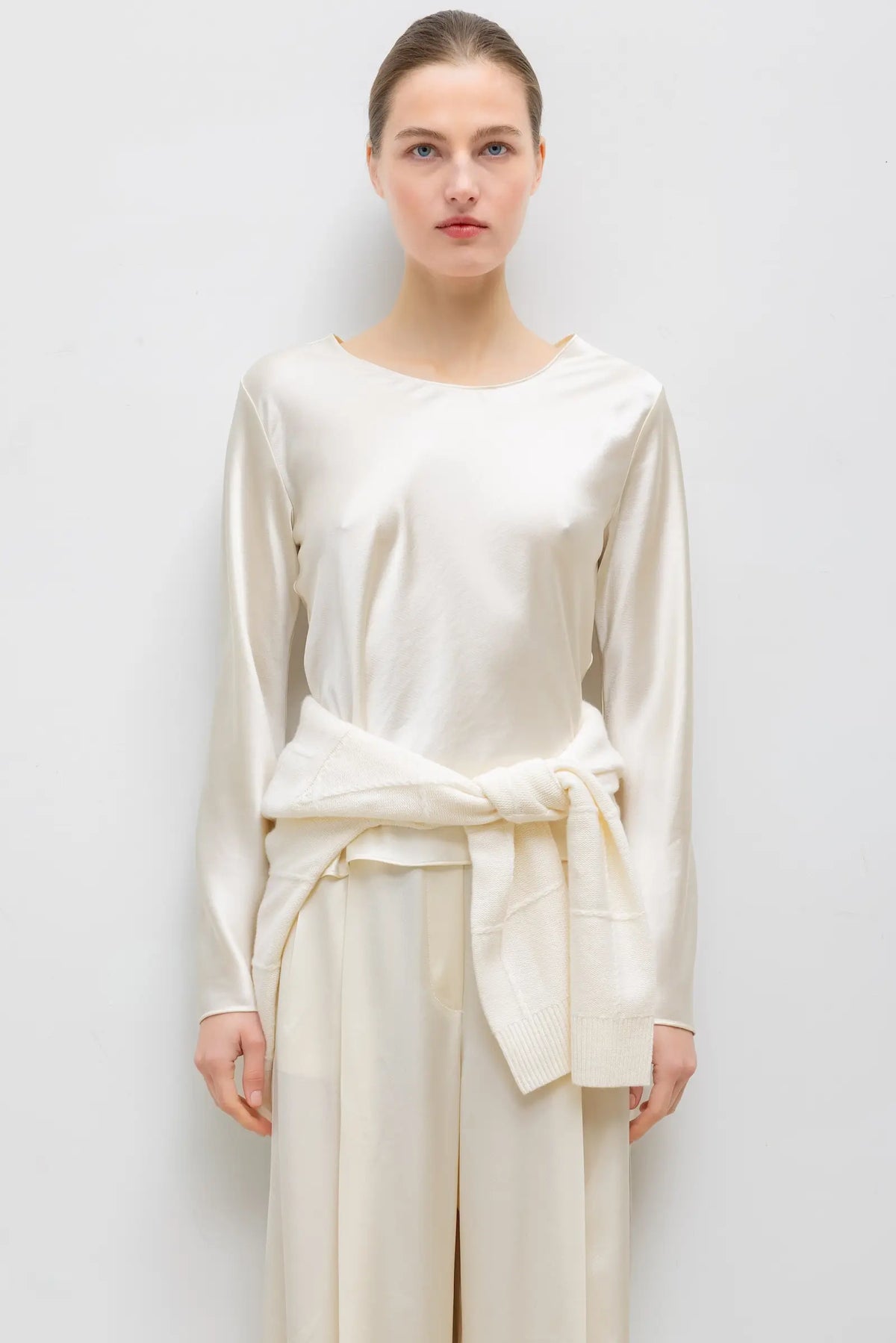 Barb Long Sleeve Crew - Creme - Image 1