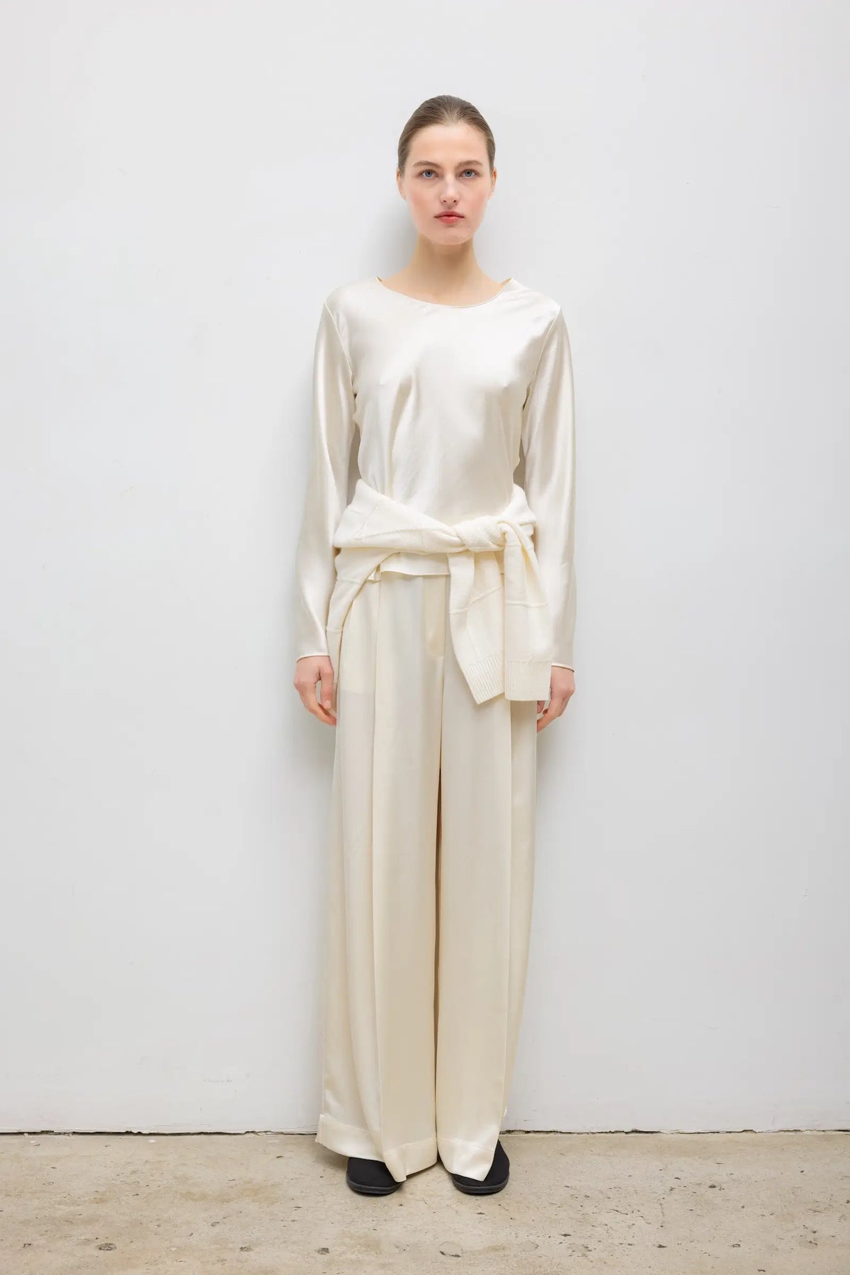 Barb Long Sleeve Crew - Creme - Image 3