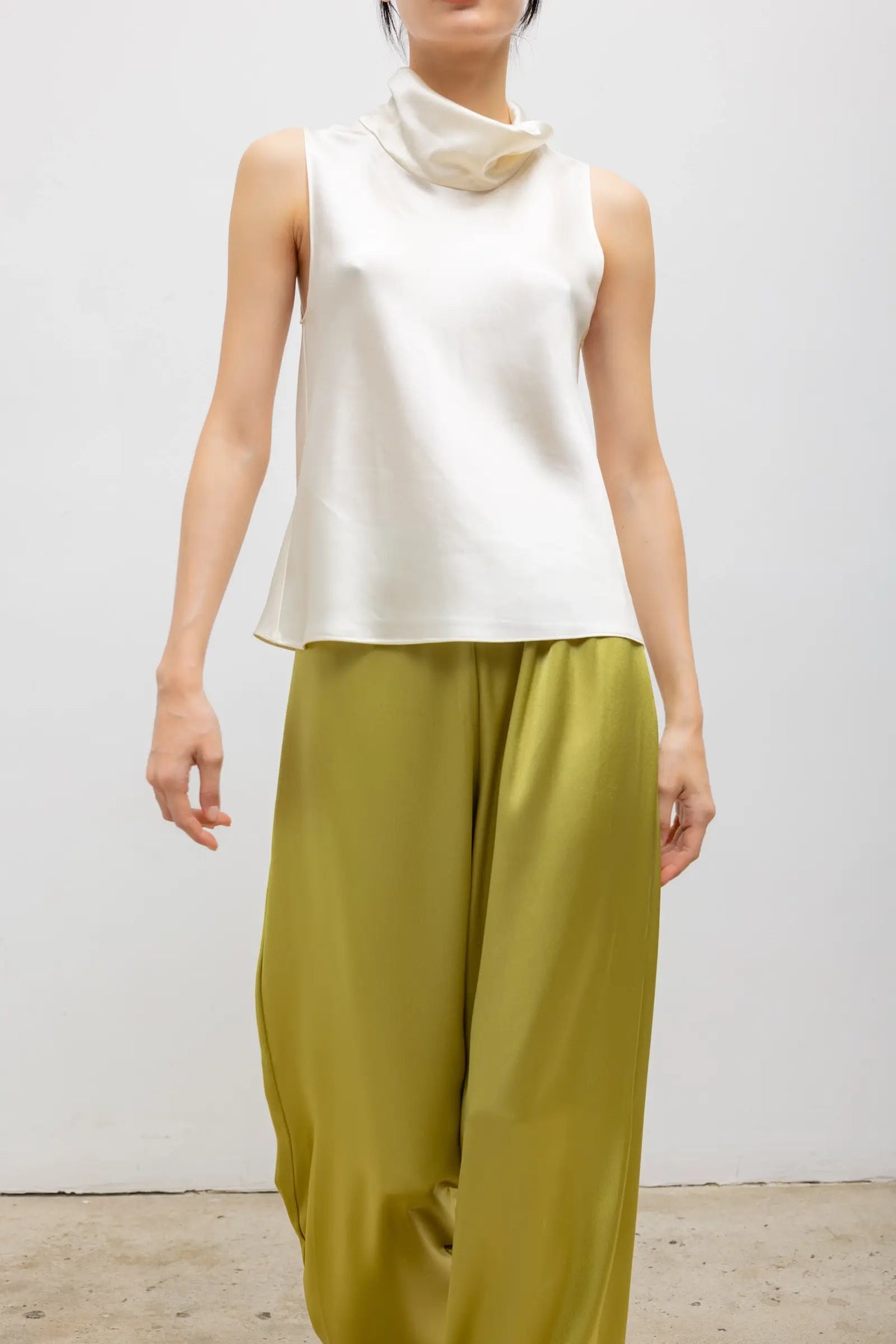 Barb Sleeveless Cowl Neck - Creme - Image 5