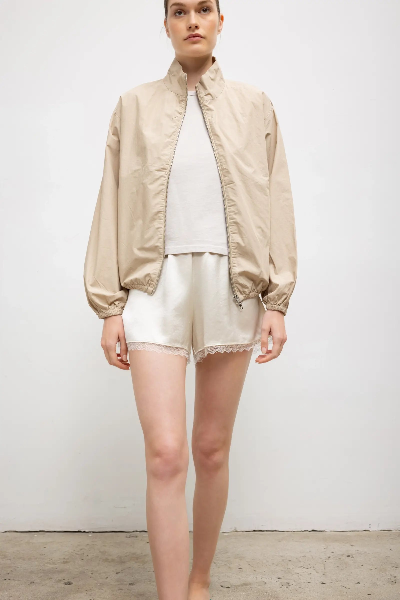 Barb Lace Short