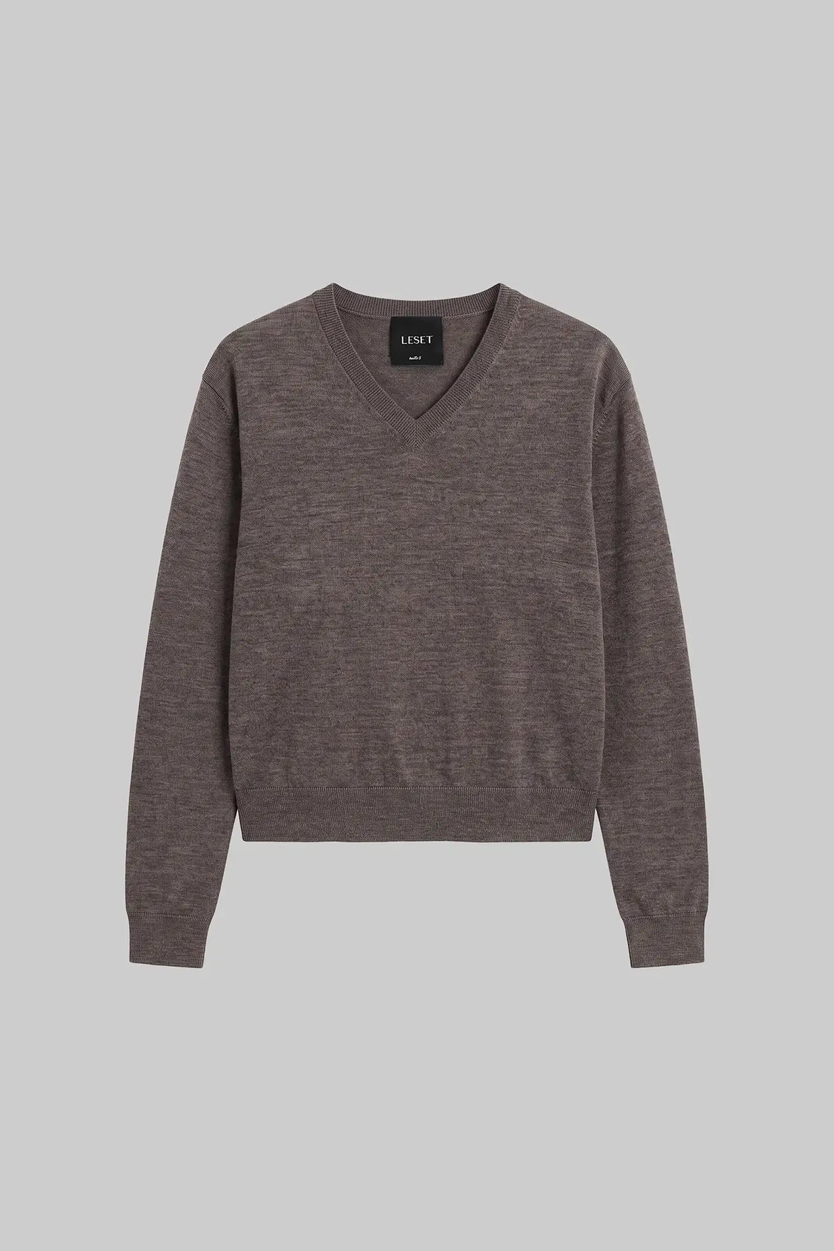 James Classic V Neck - Chocolate Melange - Image 2