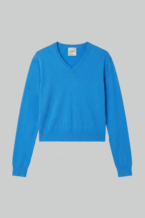 James Classic V Neck - LESET Blue - Image 2