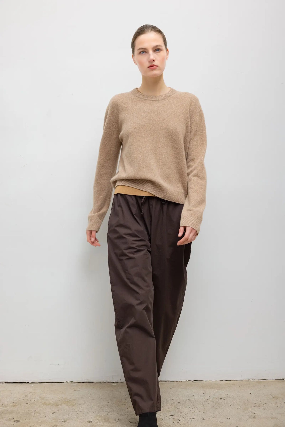 Kyoto Drawstring Pant - Chocolate - Image 3
