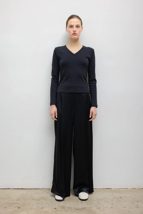 Nando Slim Long Sleeve V Neck - Black - Image 3