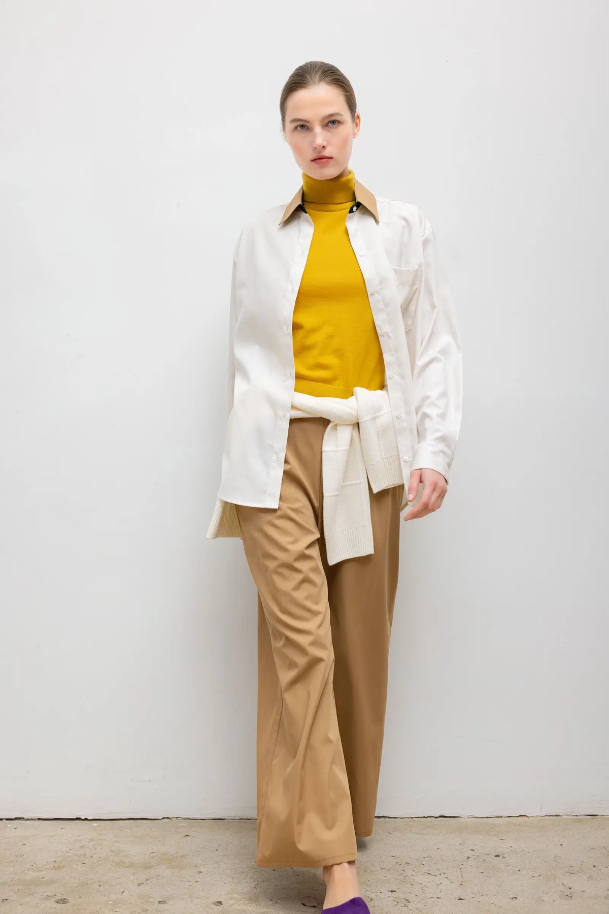 Yoshi Contrast Classic Button Down - Chalk/Camel/Midnight - Image 3