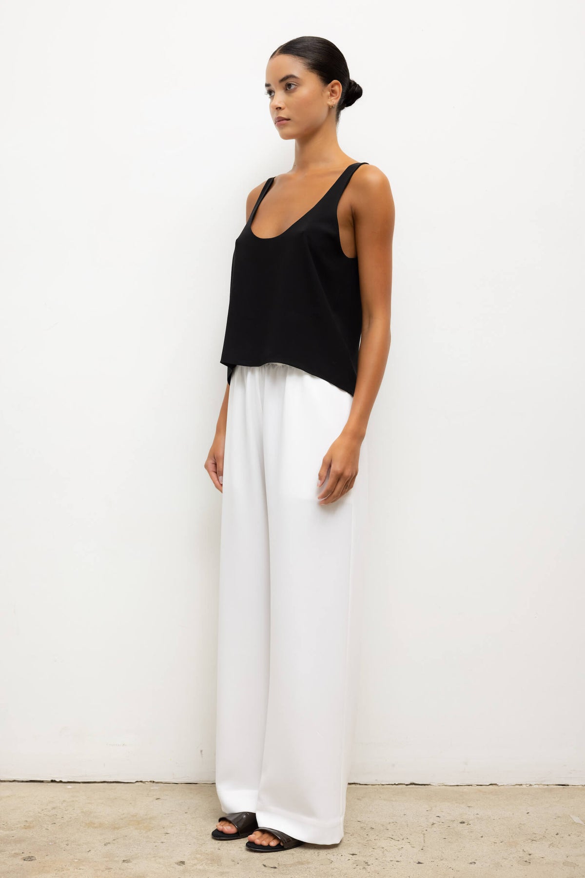Ari Scoop Tank - Black - Image 5