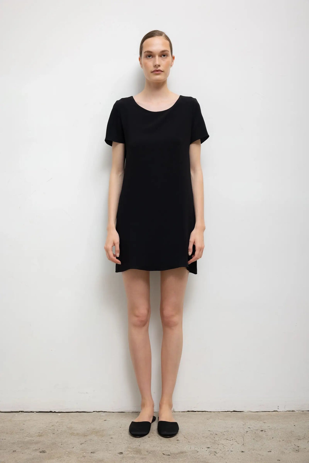 Ari Short Sleeve Mini Dress - Black - Image 1