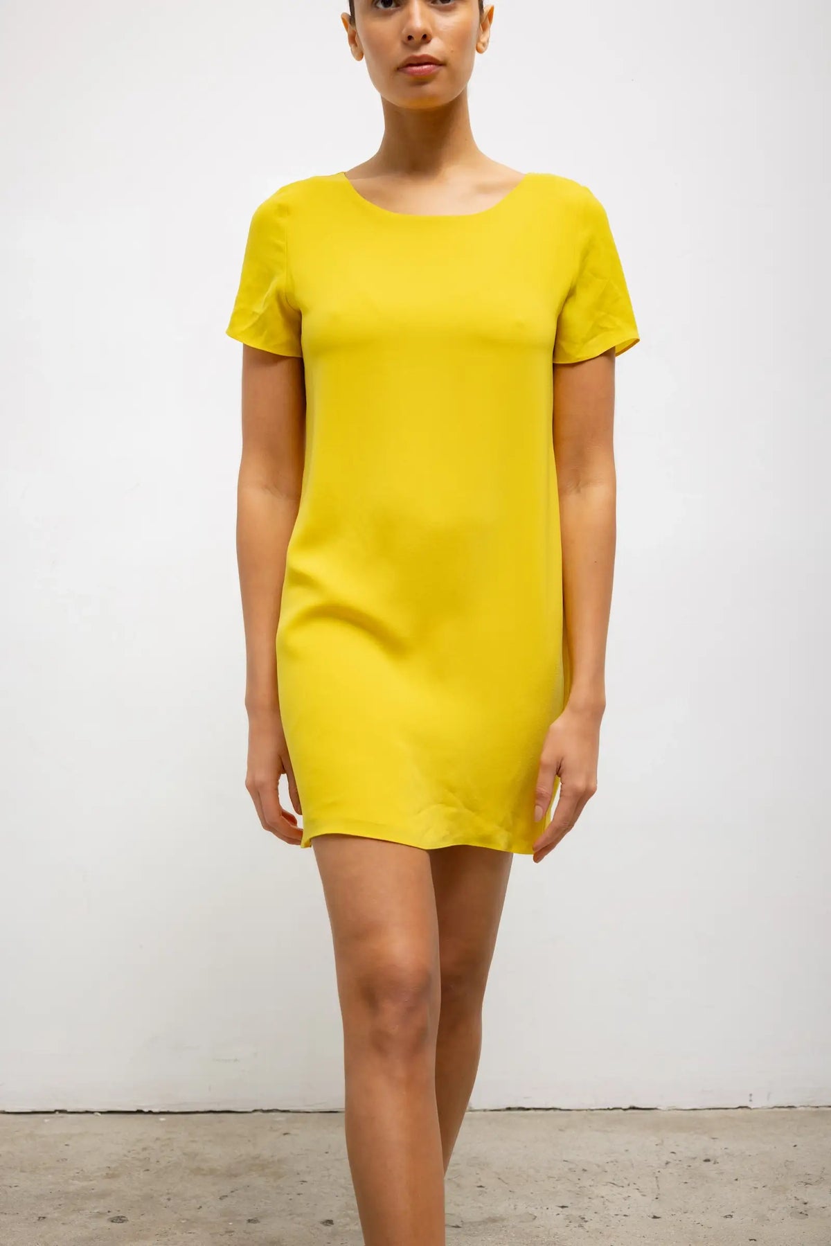 Ari Short Sleeve Mini Dress - Daffodil - Image 4