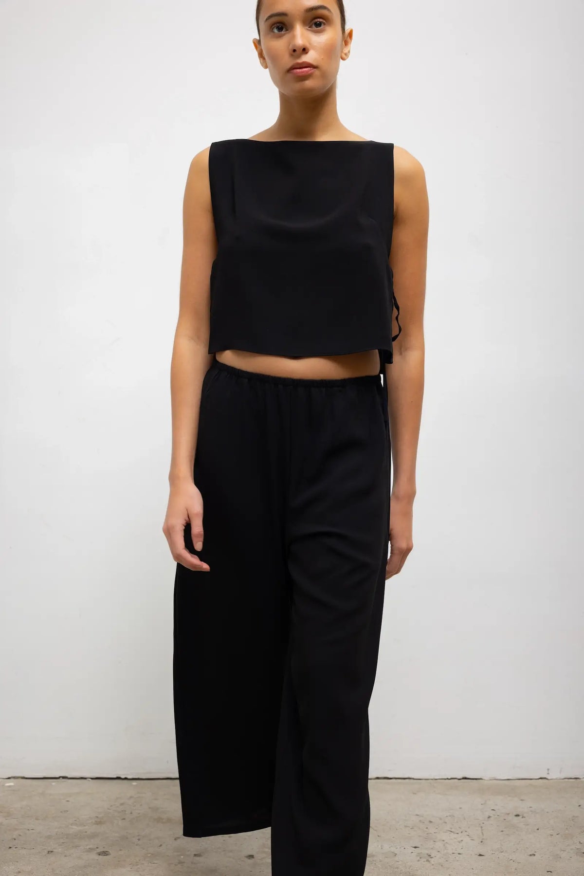 Ari Boatneck Tie Top - Black - Image 5