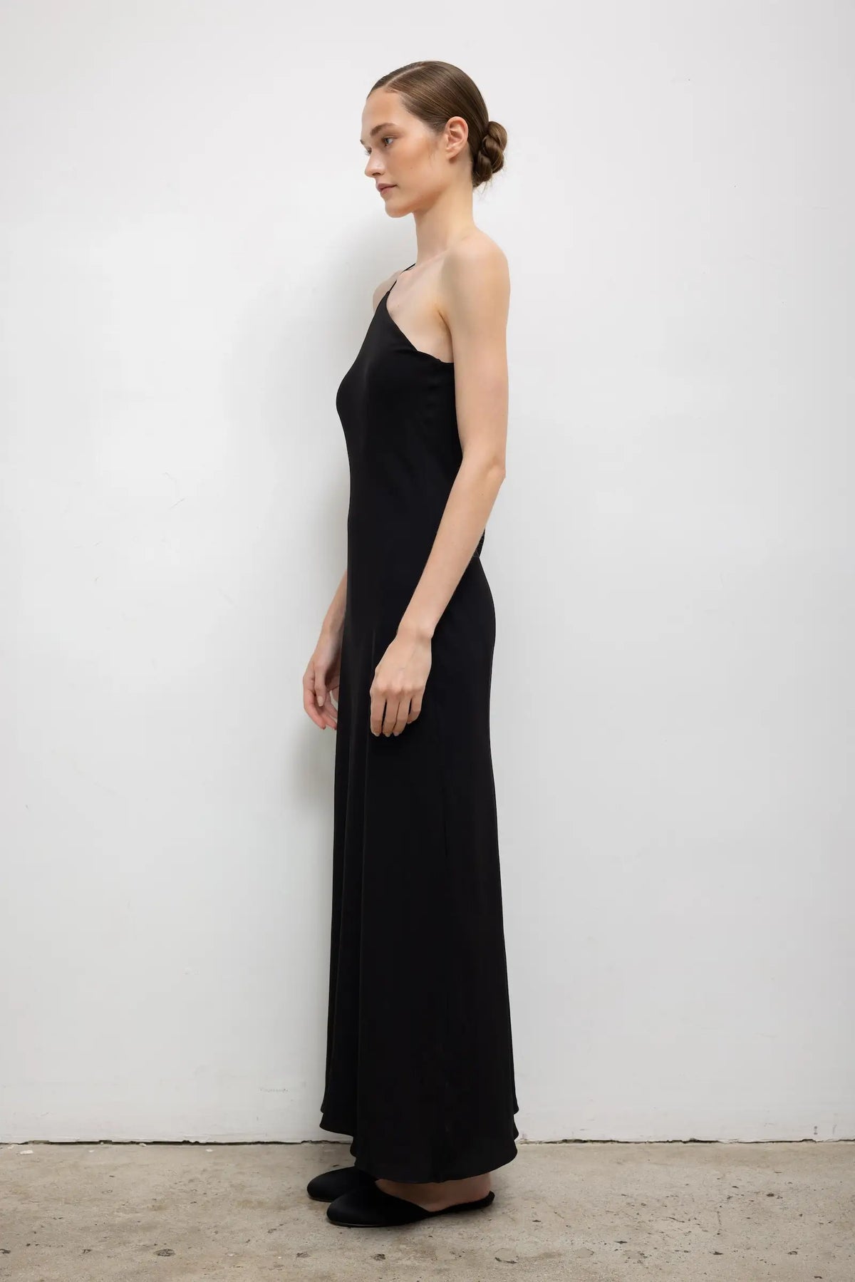 Ari One Shoulder Dress - Black - Image 5