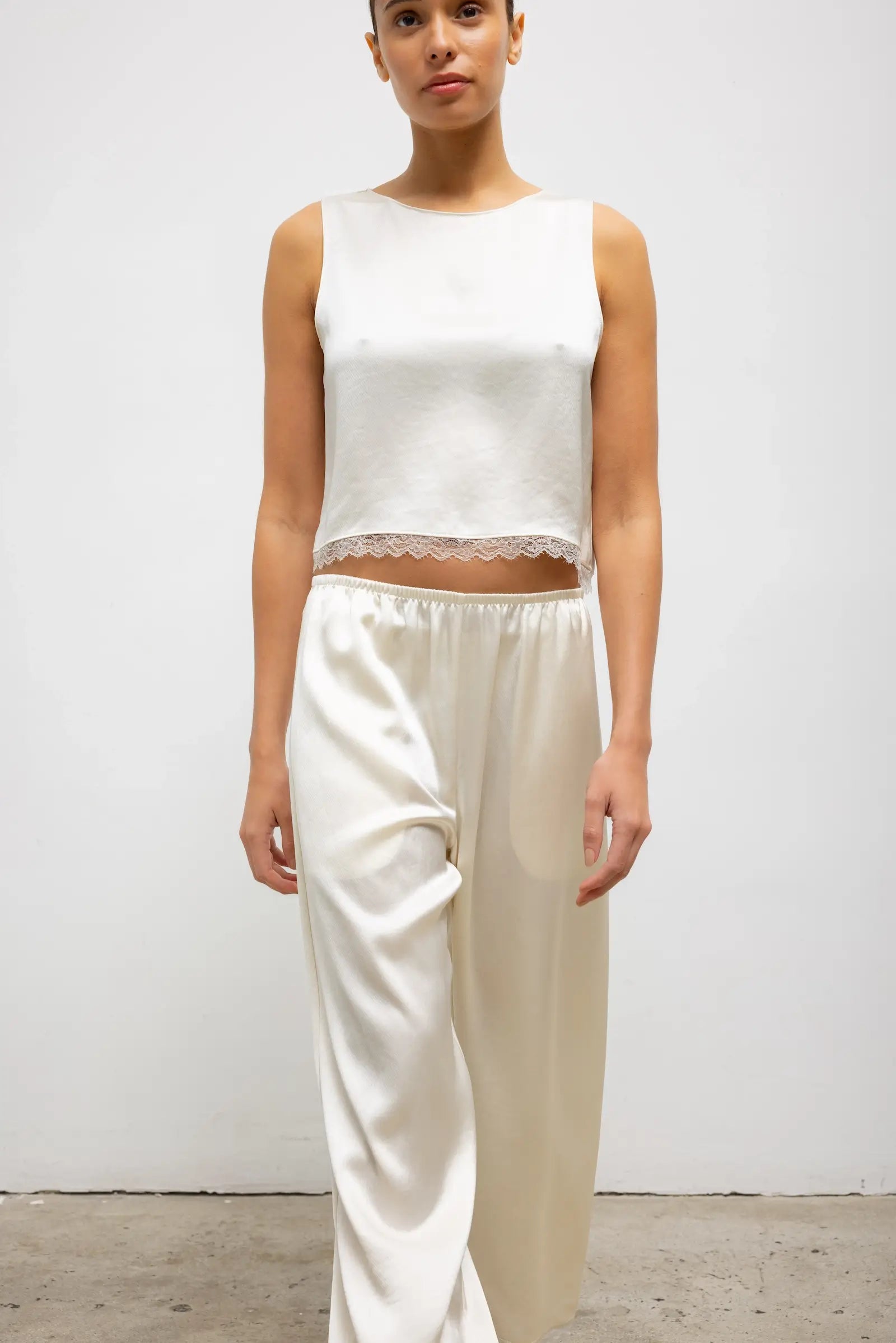Barb Lace Crop Pant