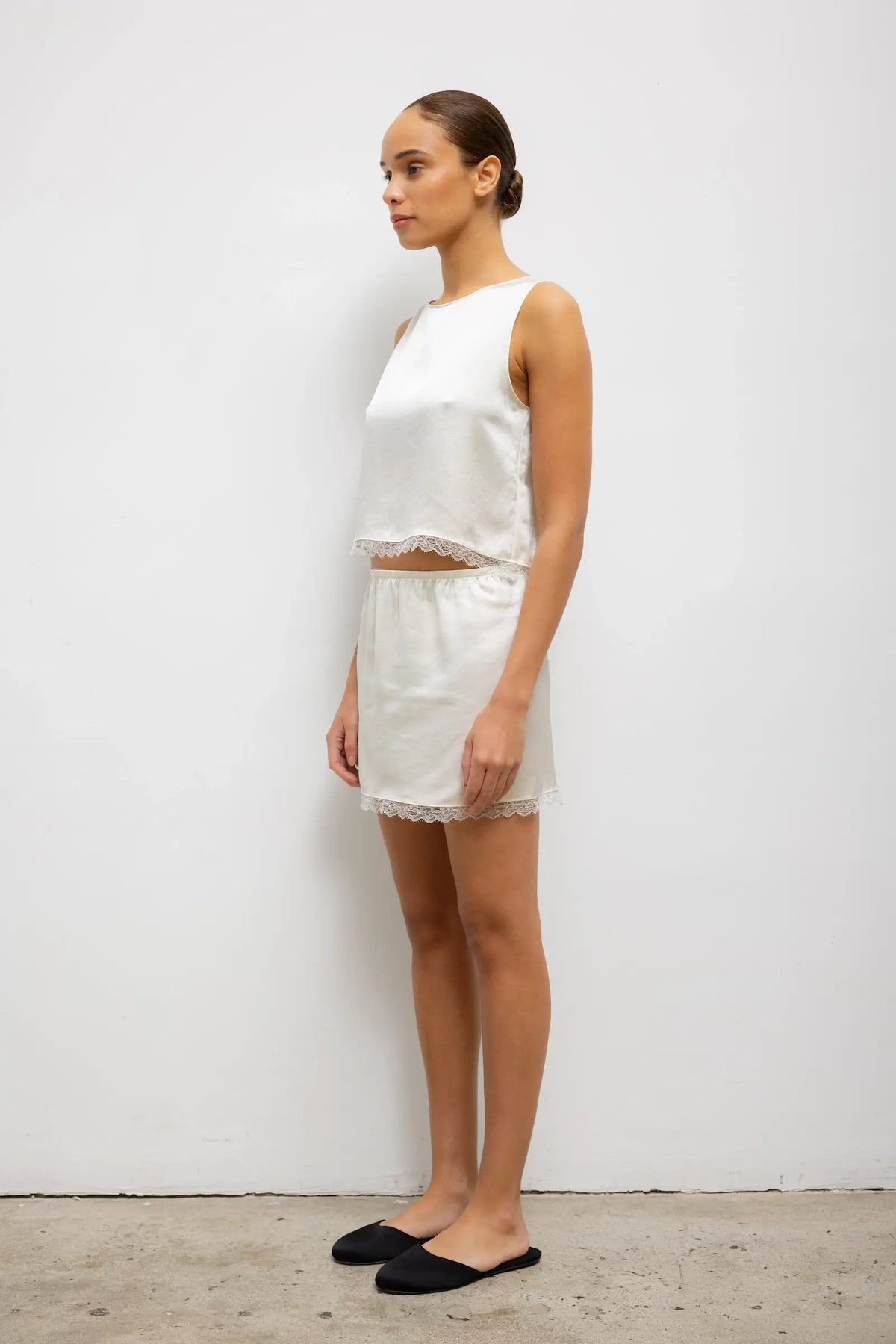 Barb Lace Mini Skirt - Creme - Image 5