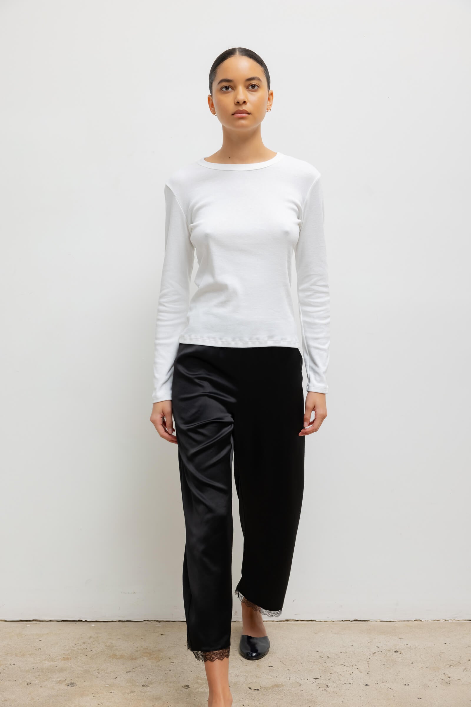 Barb Lace Crop Pant
