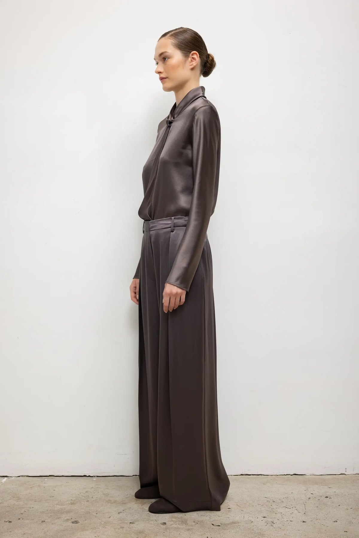 Barb Scarf Longsleeve - Gunmetal - Image 6