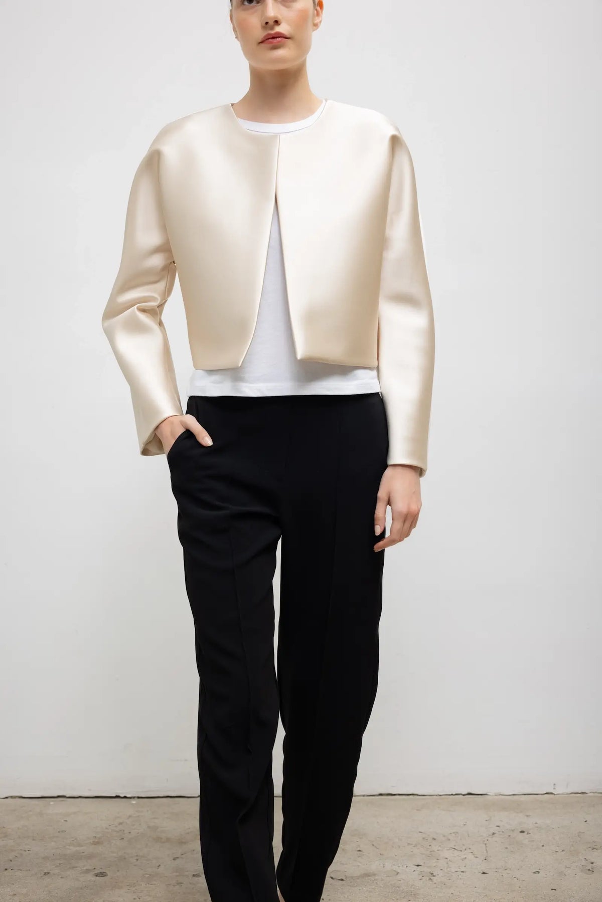Pre-Order: Bobbi Crop Jacket - Champagne - Image 5