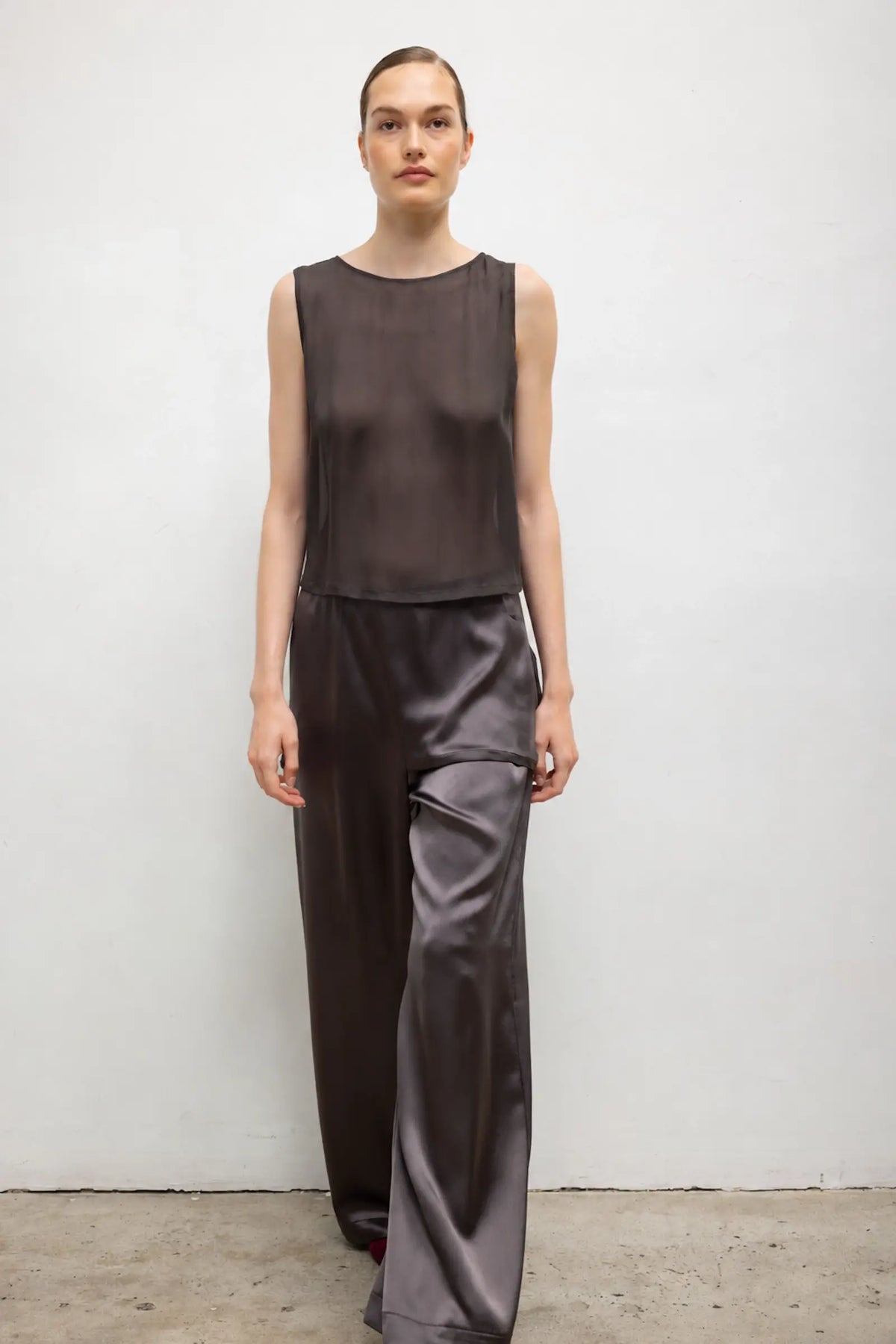 Pre-Order: Farrah Sleeveless Top - Slate - Image 4