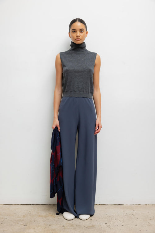 James Sleeveless Turtleneck - Charcoal Grey - Image 3