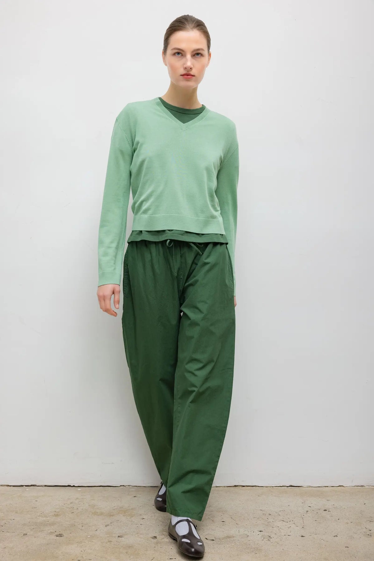 James Classic V Neck - Pistachio - Image 4