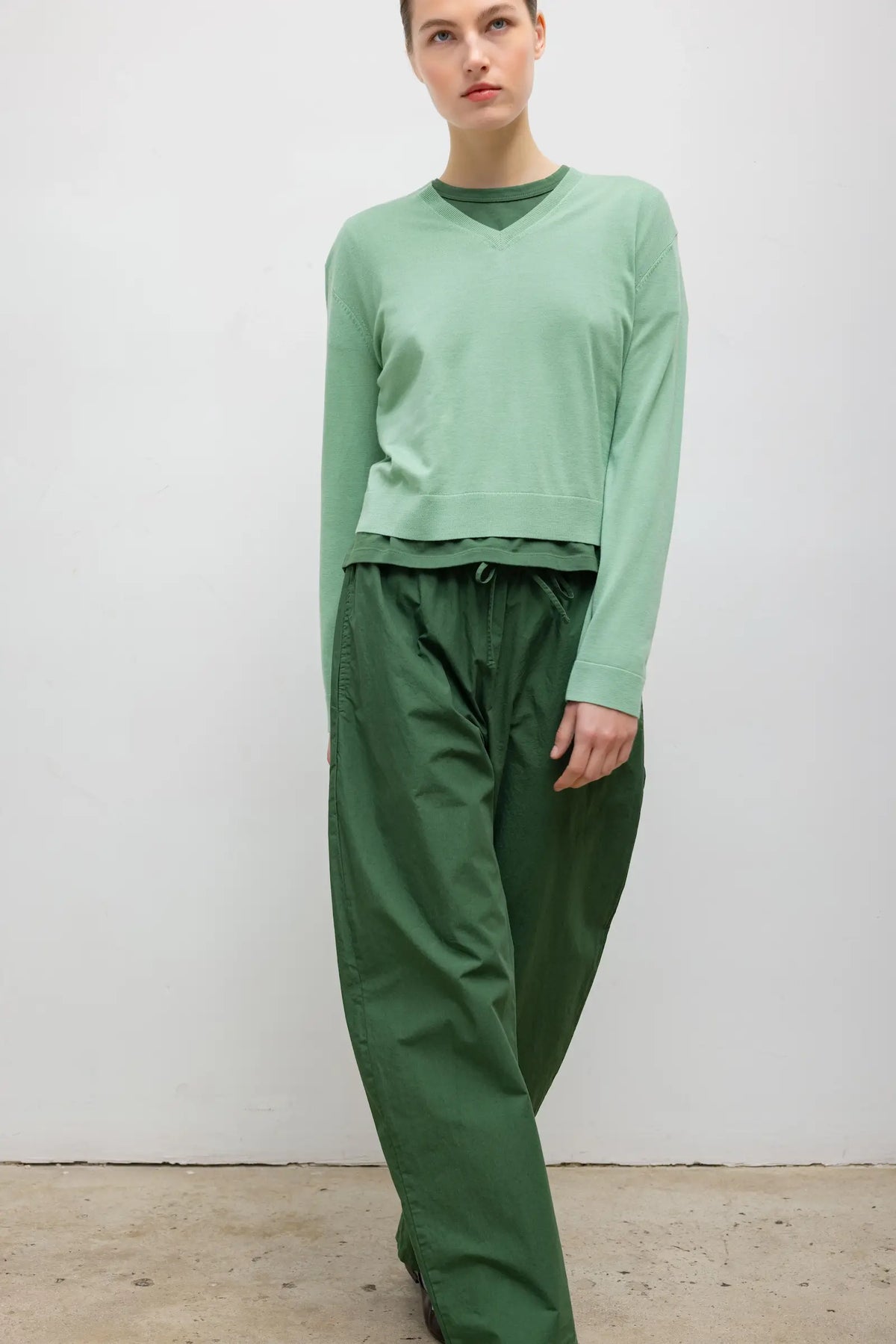 James Classic V Neck - Pistachio - Image 5