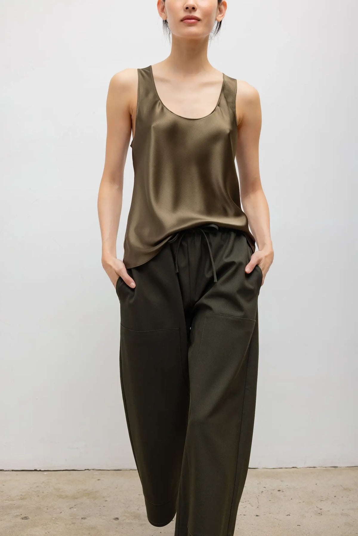 Jane Carpenter Pant - Military - Image 4