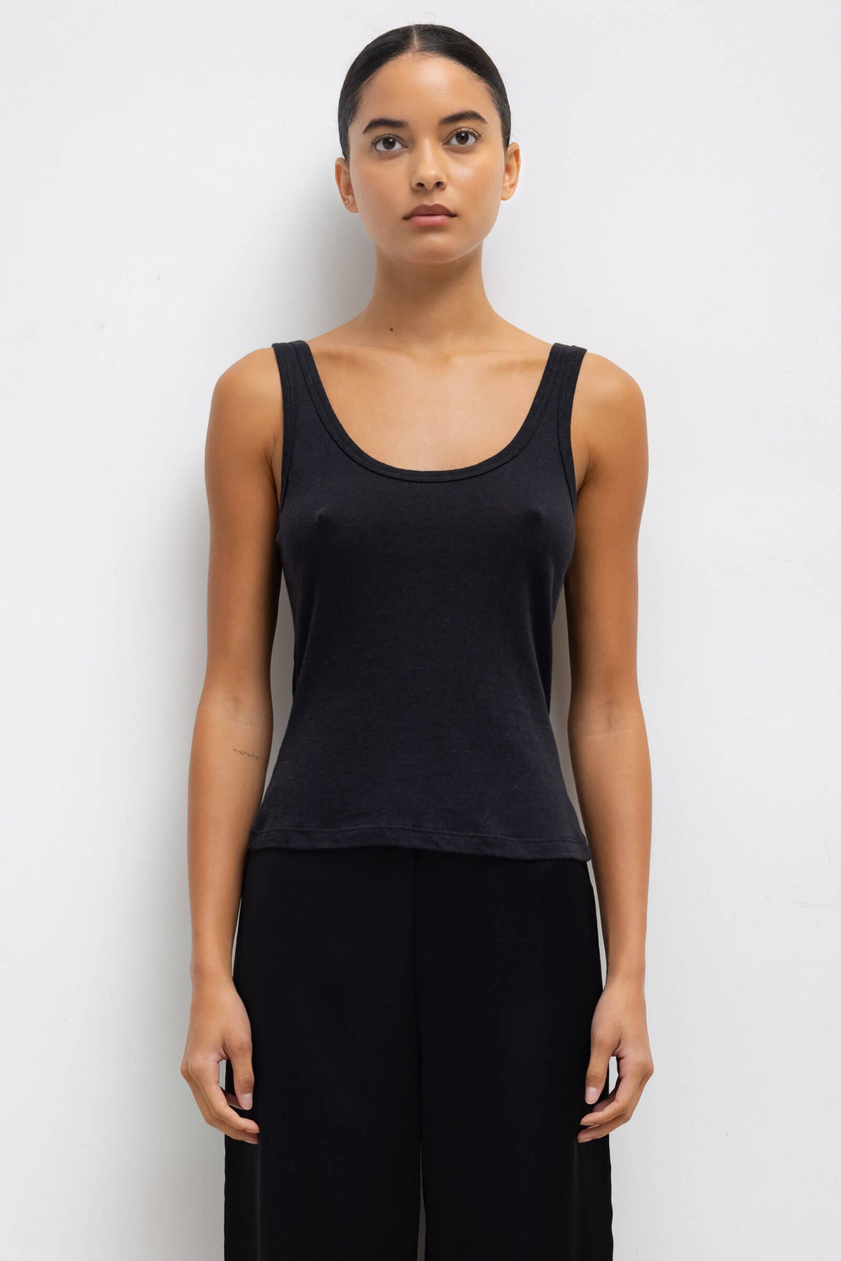 Laura Scoop Neck Tank - Black - Image 1