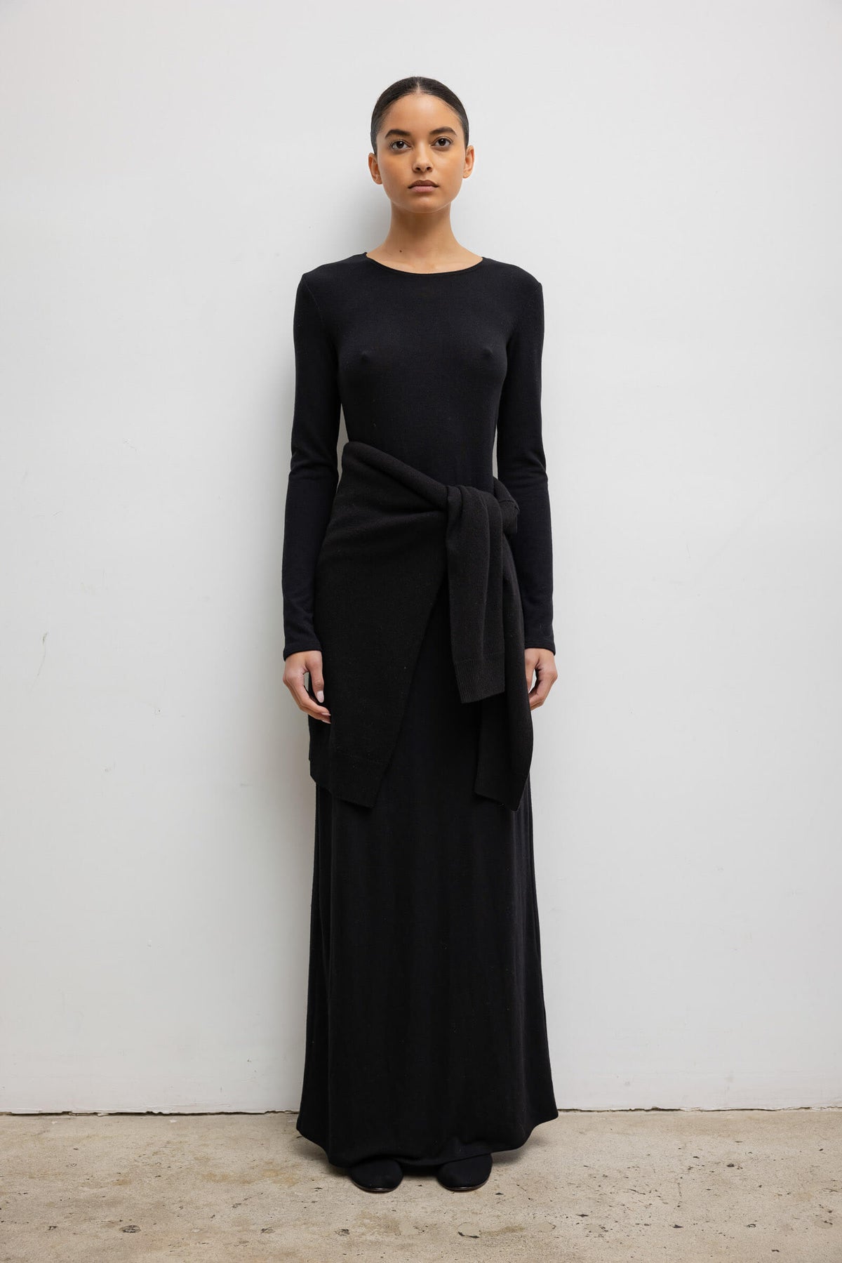 Lauren Long Sleeve Maxi Dress - Black - Image 1