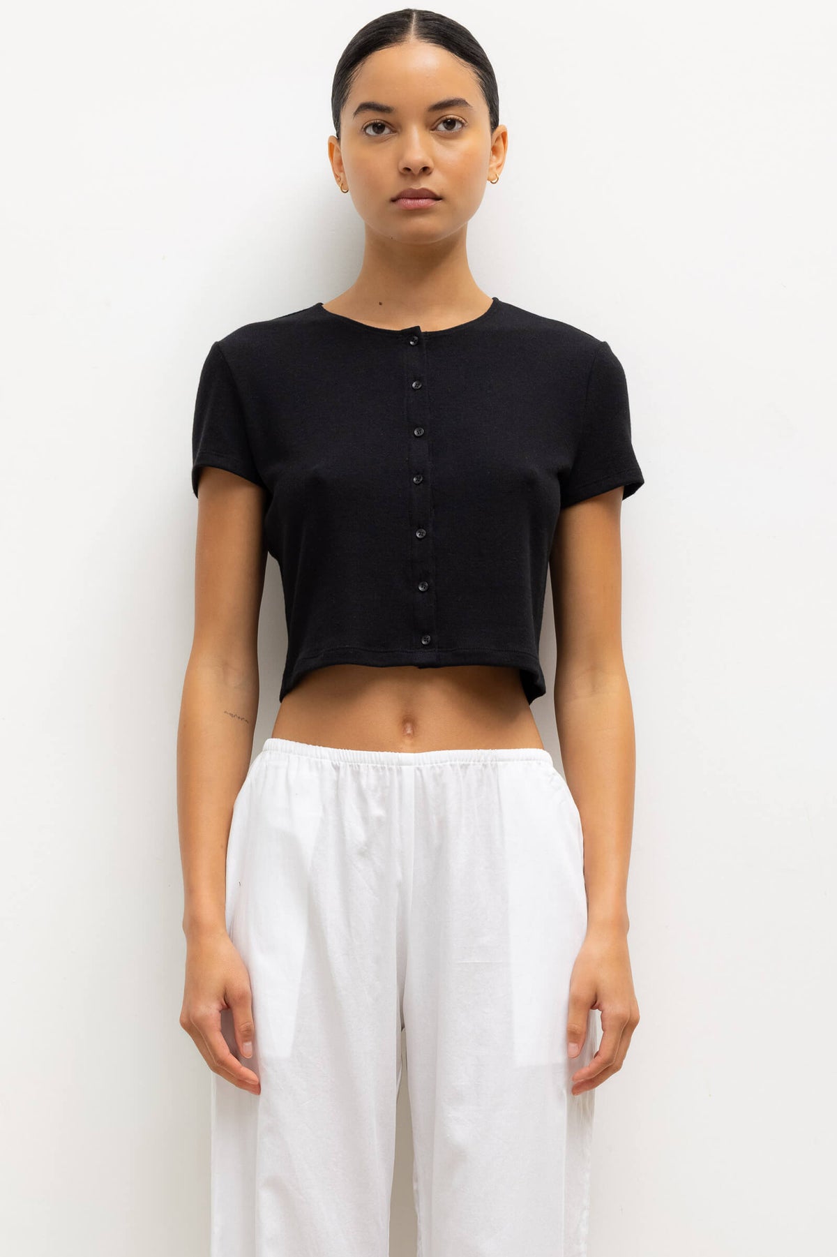 Lauren Short Sleeve Cardigan - Black - Image 1
