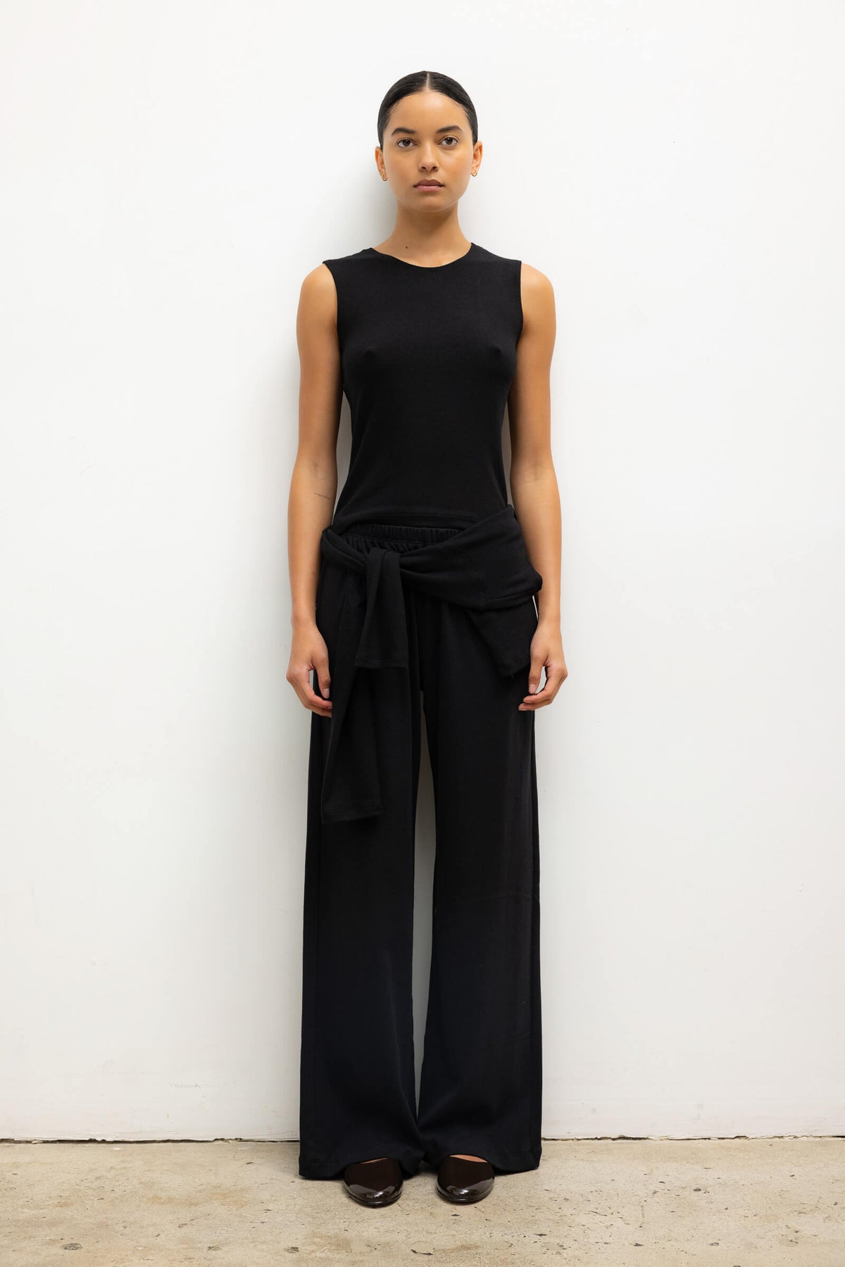 Lauren Sleeveless Crewneck - Black - Image 3