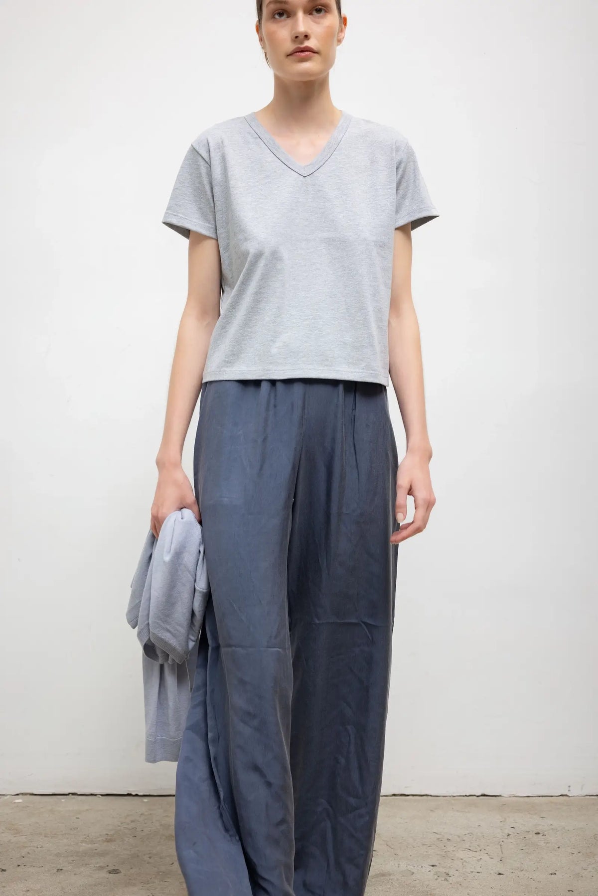 Margo V Neck - Heather Grey - Image 5