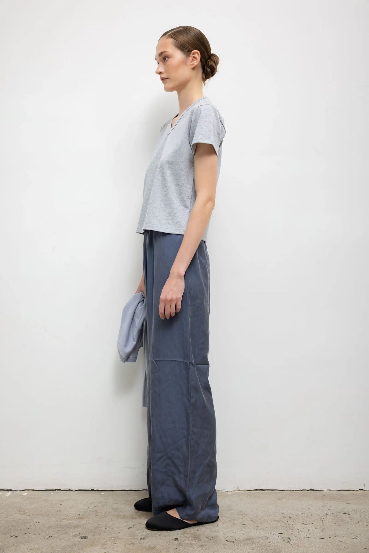 Margo V Neck - Heather Grey - Image 6