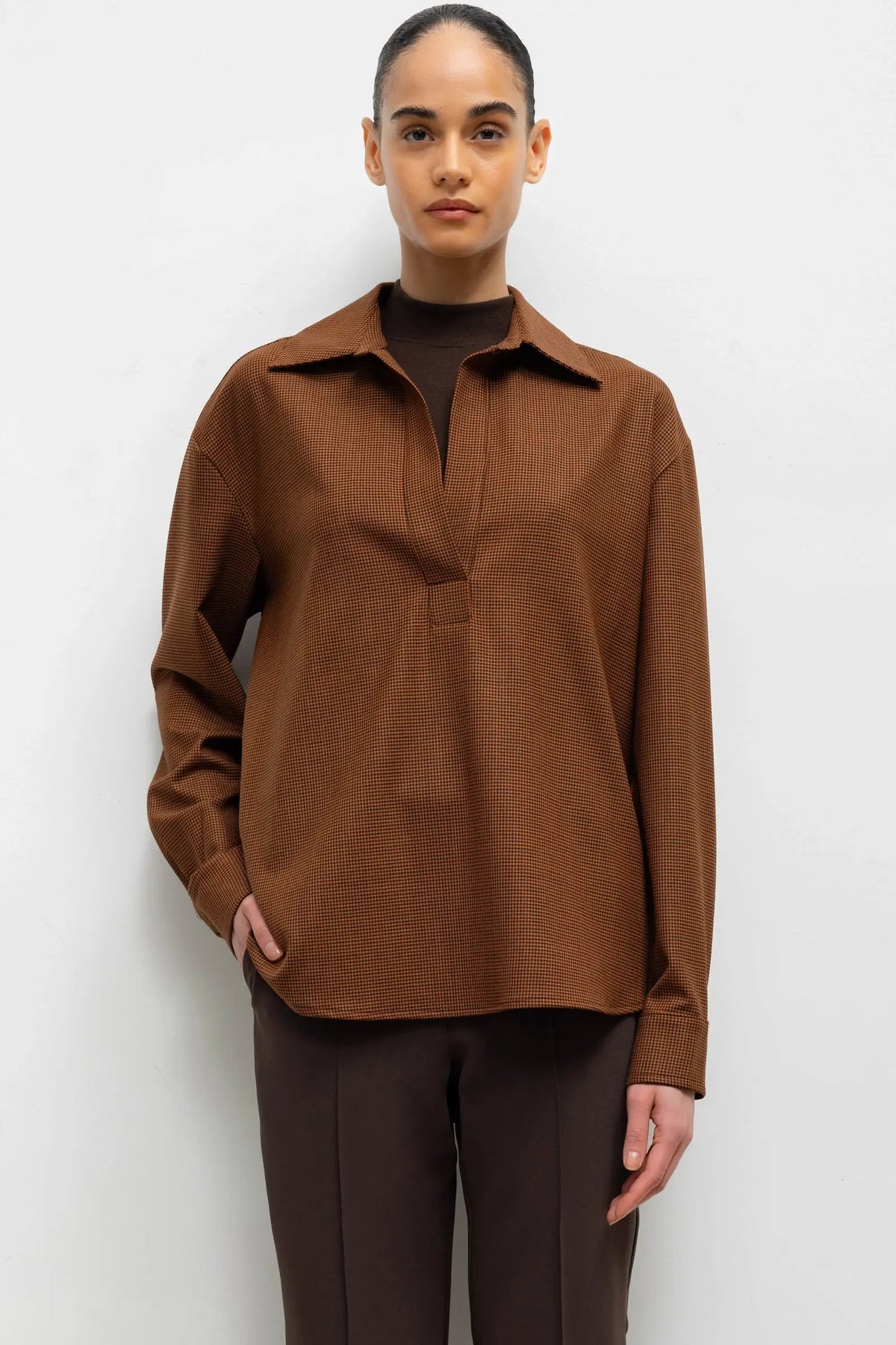 Maya Pullover Shirt - Chocolate Houndstooth - Image 1