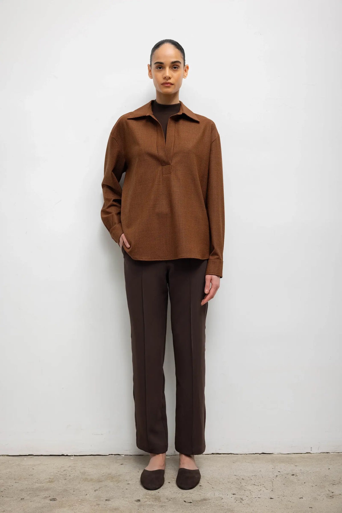 Maya Pullover Shirt - Chocolate Houndstooth - Image 3