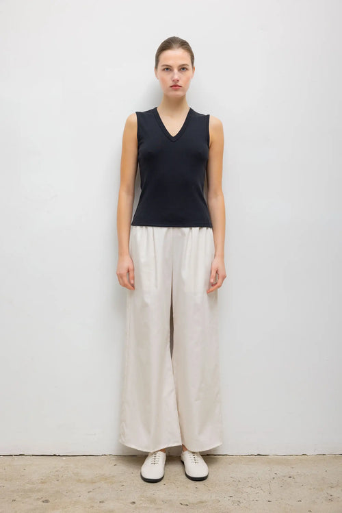 Nando Sleeveless V Neck - Black - Image 3