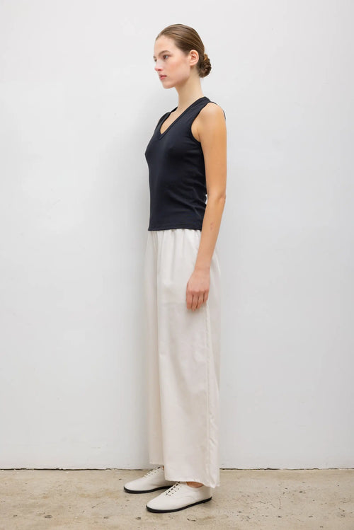 Nando Sleeveless V Neck - Black - Image 6