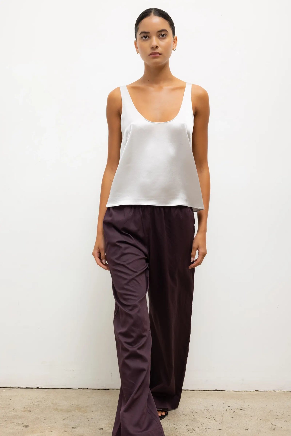Yoko Pocket Pant - Malbec - Image 4